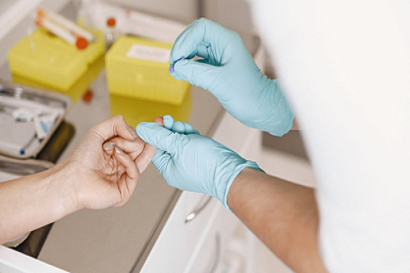 Bộ xét nghiệm nhanh sốt xuất huyết Babio (Keo vàng): Giải pháp phát hiện nhanh và đáng tin cậy